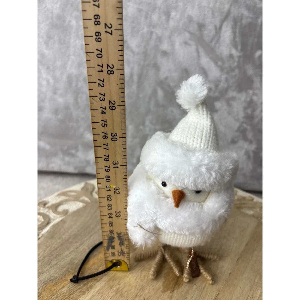 Target Wondershop 2018 White Knit Winter Bird Figurine with Pom Hat Decor
